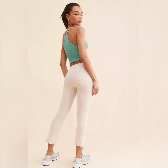 EUC Free People FP Movement Right On Ribbed Flare Pants, size L - Picture 4 of 10